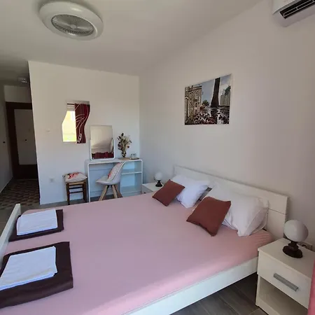 Privatunterkunft Orebic BnB